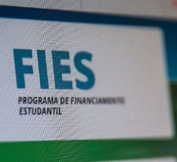 renegociação de dívidas do FIES.
