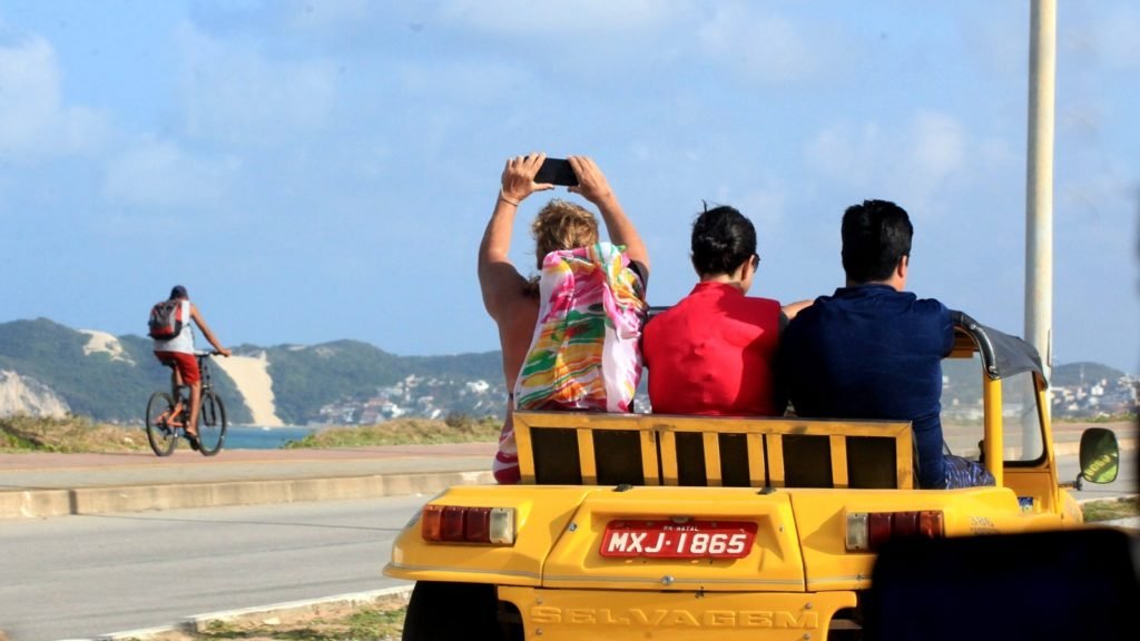 Turismo do RN cresce 4,2% em 2025, o dobro da média nacional, e impulsiona serviços, receita e fidelização de visitantes internacionais.