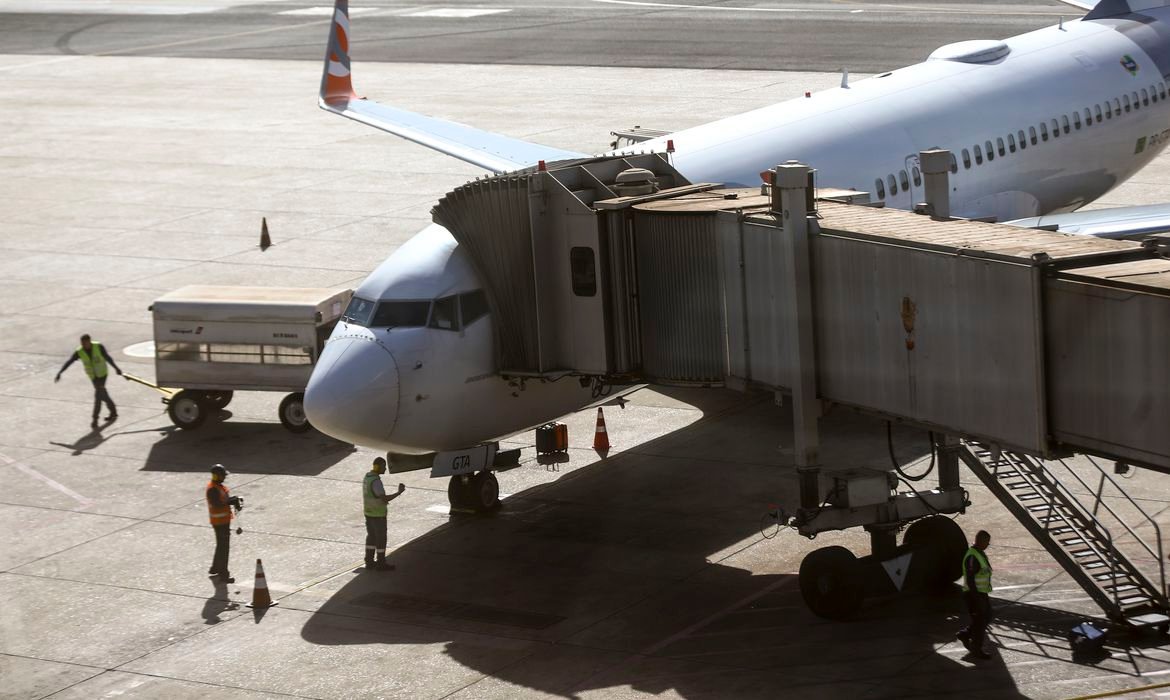 Avião
