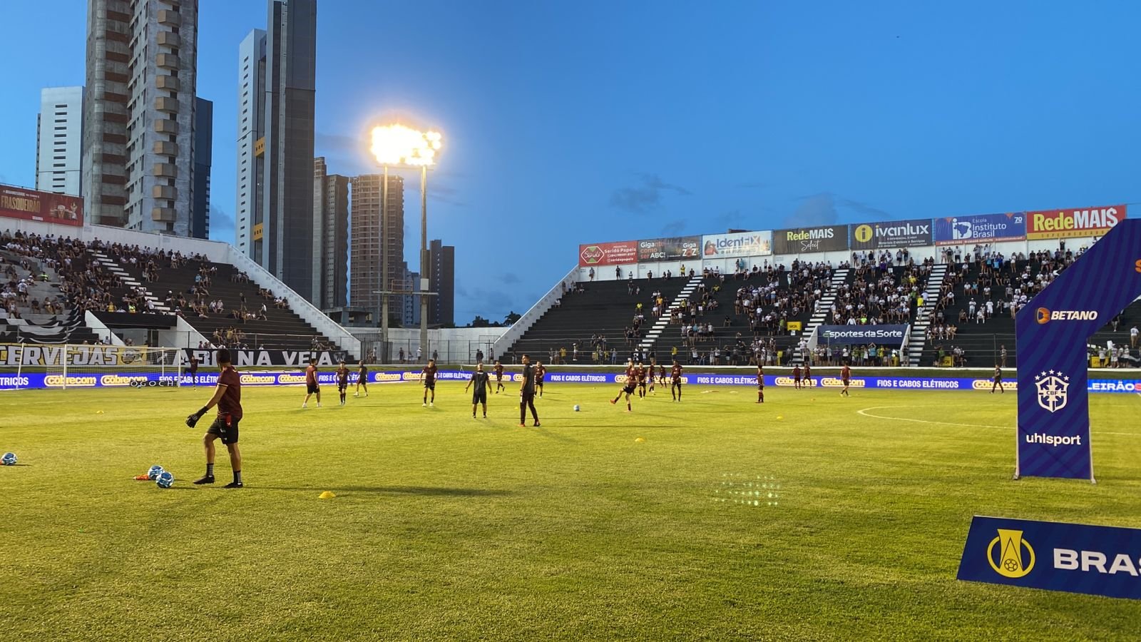 ABC e Vitória no Frasqueirão