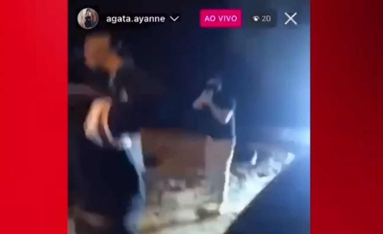 Polícia investiga se mulher aparece em vídeo dando loló a gatinho