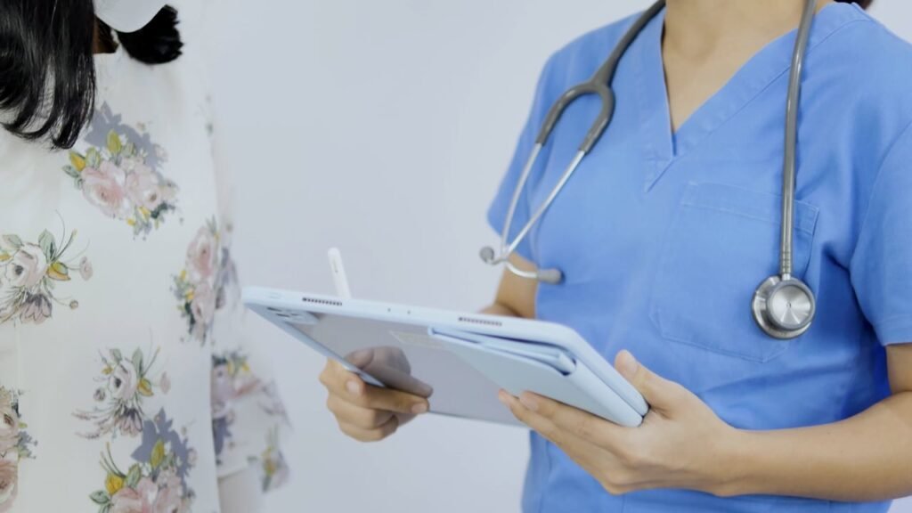 Governo do RN convoca 690 concursados da saúde para substituir contratos temporários e reforçar hospitais e unidades da Região Metropolitana de Natal.