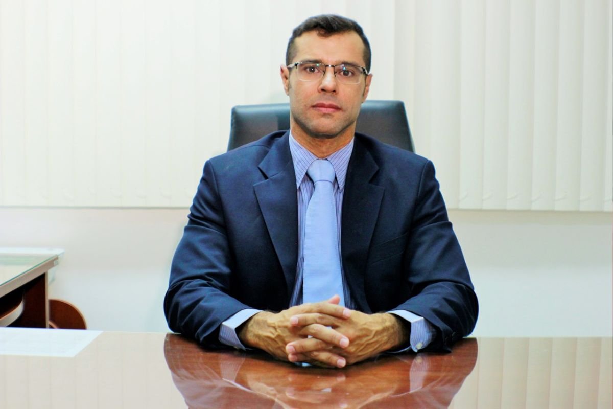 O CNJ afastou definitivamente o juiz Orlan Donato por denúncias de assédio no Fórum de Mossoró. Decisão unânime substitui censura do TRF-5.