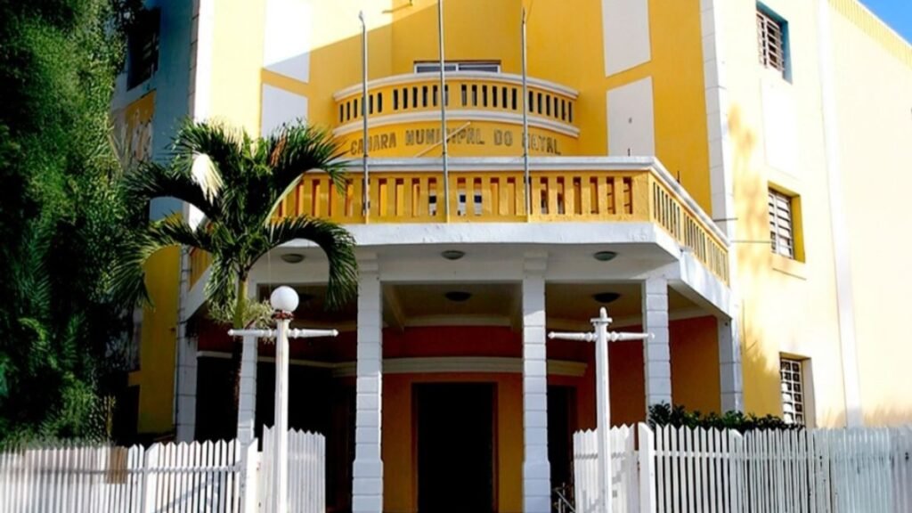 Câmara de Natal aprova urgência para projeto que autoriza o Município a contratar até R$ 660 milhões em créditos com recursos do FGTS para obras e infraestrutura.