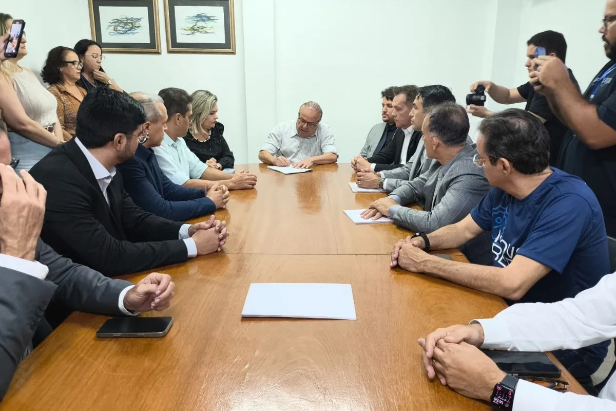 Paulinho Freire convoca 407 professores aprovados em concurso para reforçar a rede municipal de ensino de Natal.