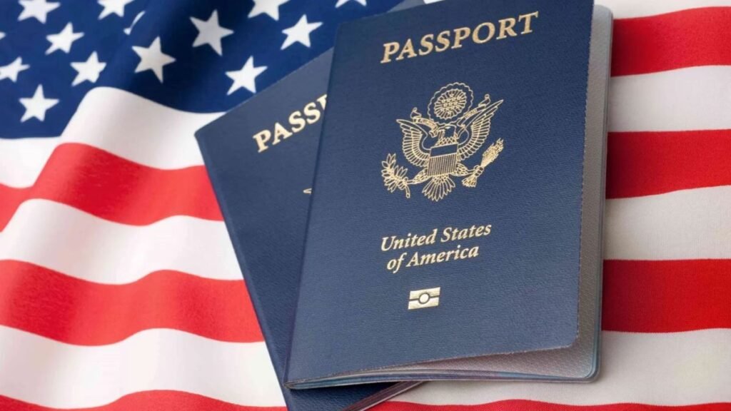Novas regras exigem entrevista presencial para todos os solicitantes de visto nos EUA, além de taxa extra de US$ 250 e checagem de redes sociais.