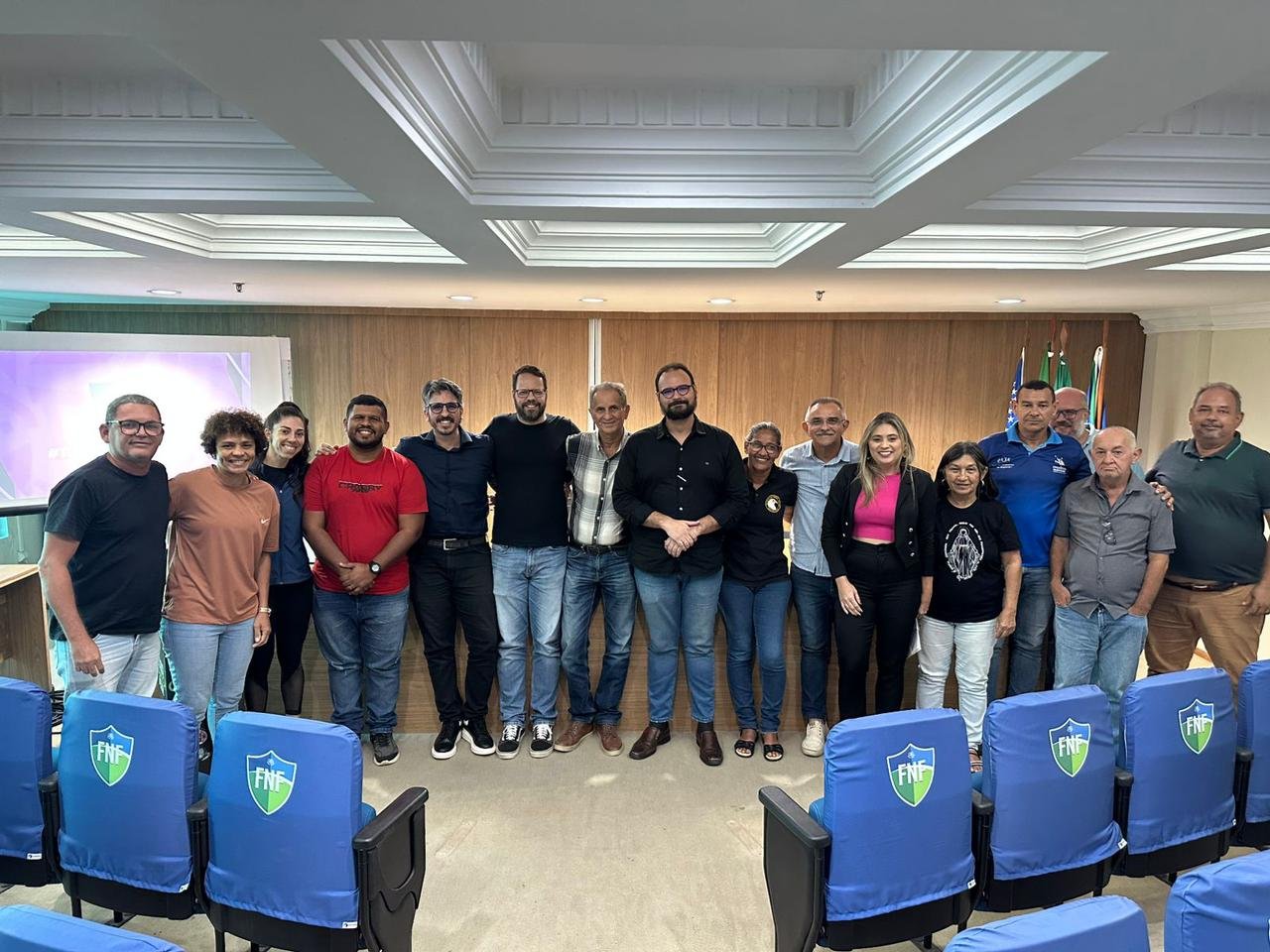 Reunião com representantes dos clubes