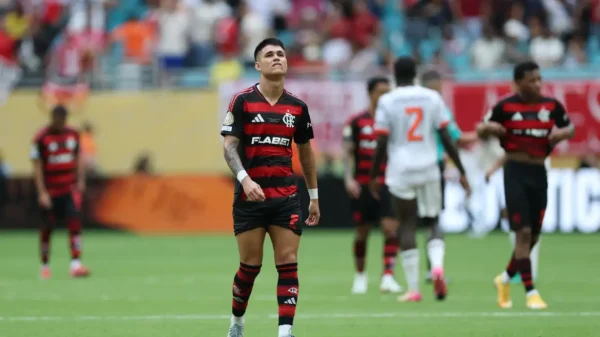 Jogador Luiz Araújo do Flamengo em campo