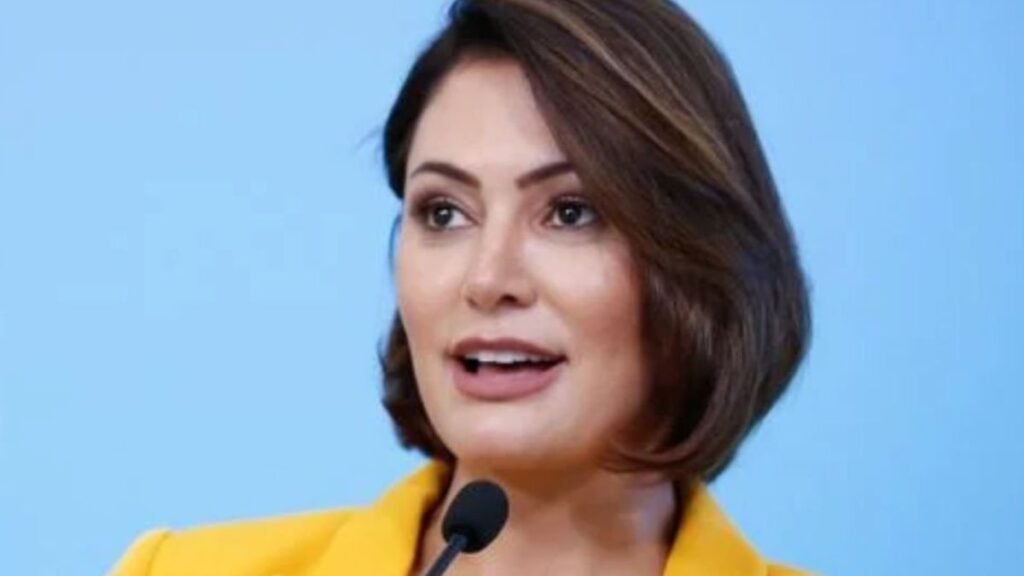 Câmara de Natal aprova concessão do título de Cidadã Natalense para Michelle Bolsonaro. Proposta segue agora para votação em plenário.