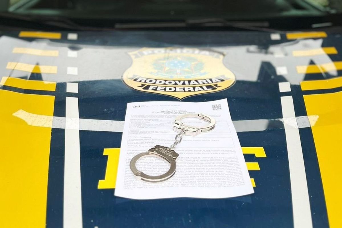 Homem usava identidade falsa e é apontado como integrante de facção criminosa