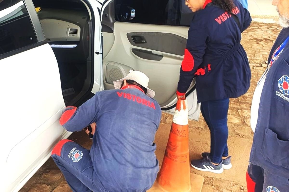 etran/RN alerta motoristas sobre cuidados na transferência de veículos e registra mais de 219 mil transações em 2025.