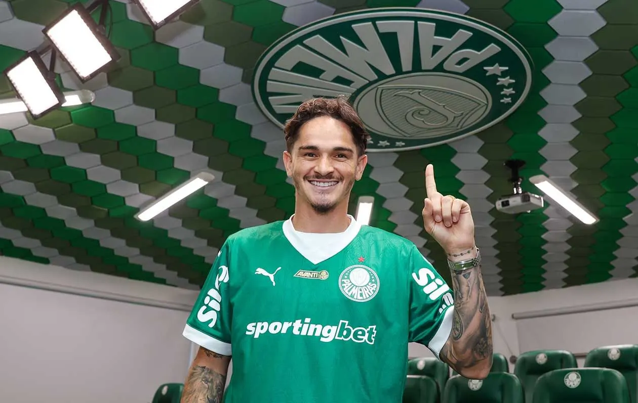 Palmeiras anuncia a contratação do lateral Khellven