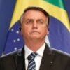 Ex-presidente Jair Bolsonaro deve se manifestar até sexta-feira sobre pedido de asilo político encontrado pela PF em seu celular.