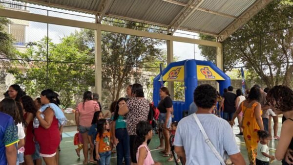 Ação social da Caravana Mais Natal beneficiou moradores do Planalto com mais de 3.300 atendimentos gratuitos e atividades para crianças.