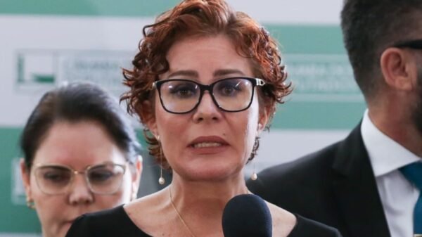 Tribunal de Apelações de Roma manteve prisão cautelar de Carla Zambelli. Nova audiência do processo de extradição será em 27 de agosto.