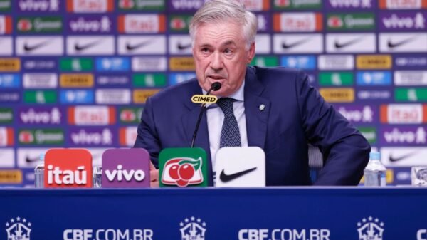 Técnico Carlo Ancelotti divulga lista da seleção brasileira para as Eliminatórias da Copa do Mundo 2026 contra Chile e Bolívia.
