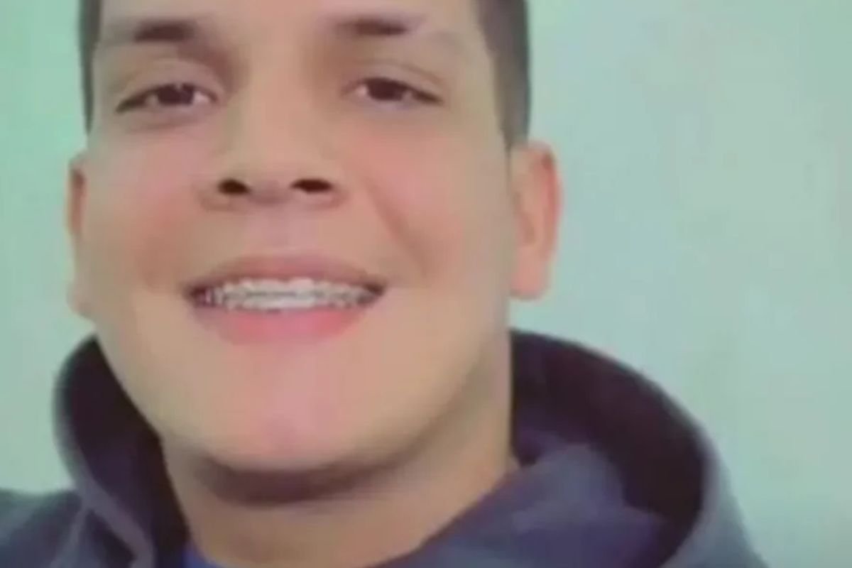 Segundo a defesa do PM, ele admitiu ter efetuado um disparo durante a confusão, mas sempre negou ter partido dele o tiro.