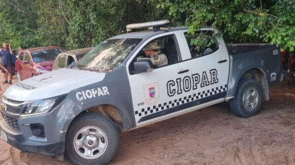 Helicóptero Potiguar 02 foi acionado para apoiar buscas por criminosos que sequestraram um comerciante em Goianinha. Ação ocorre em São José de Mipibu.