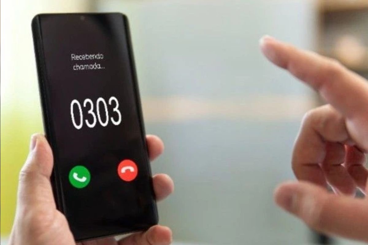 Anatel decide flexibilizar uso do prefixo 0303 em ligações comerciais, medida gera críticas de Procons por risco de golpes e abusos aos consumidores.