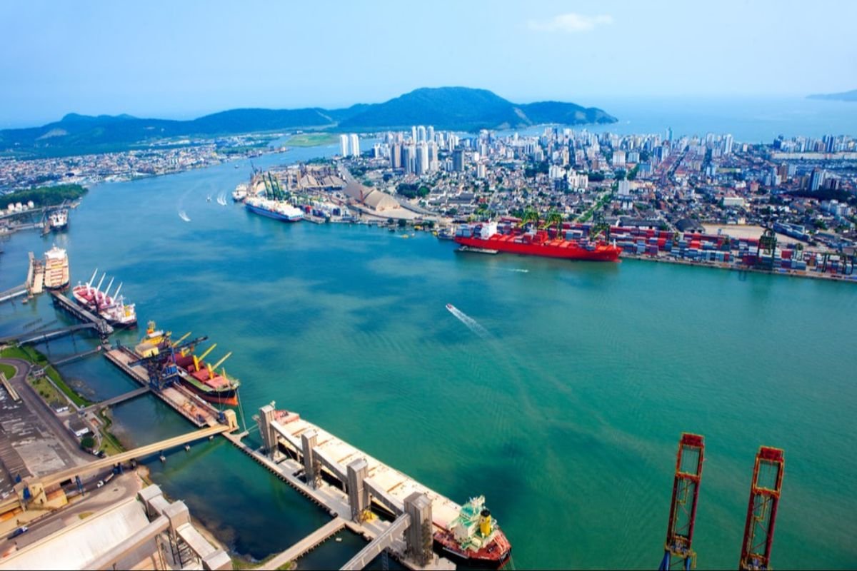 Exportações do RN para os EUA caem após tarifaço. Setores salineiro e de pescados registram queda de até 100%, alerta FIERN.