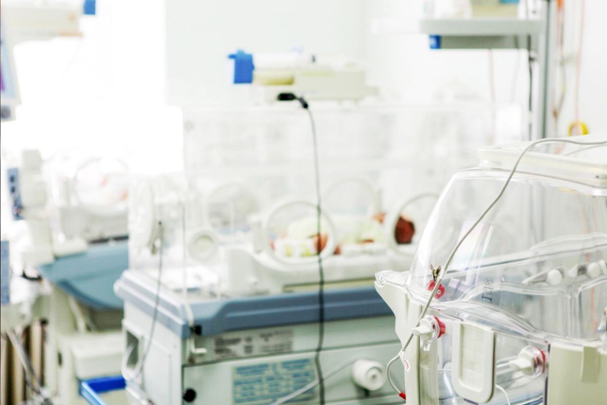 Justiça ordena desbloqueio imediato de leitos de UTI e plano de ação para garantir funcionamento pleno do Hospital Infantil Maria Alice Fernandes