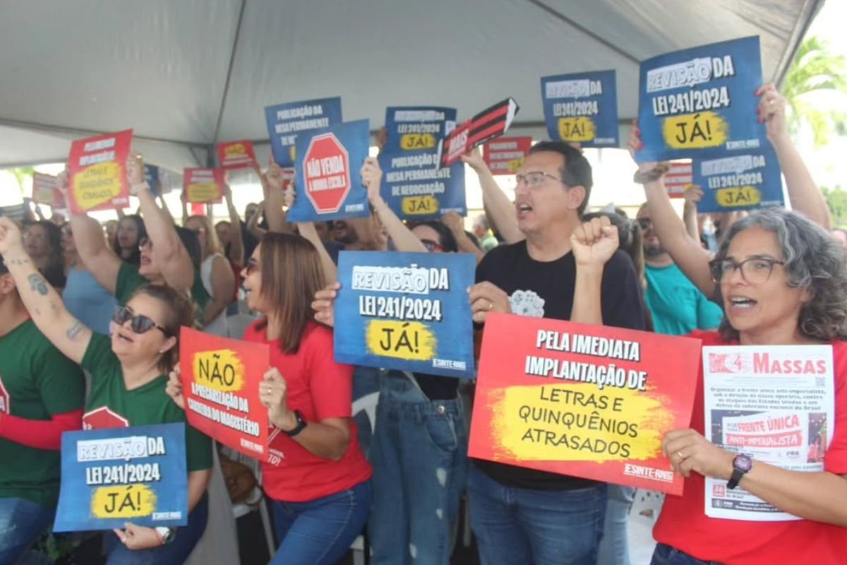 Secretaria de Educação de Natal afirma manter diálogo com o Sinte-RN e reforça compromisso com valorização e gestão democrática.