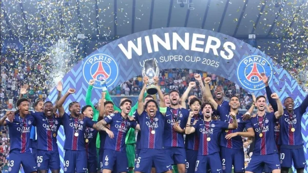 PSG vence Tottenham nos pênaltis e é campeão da Supercopa da UEFA