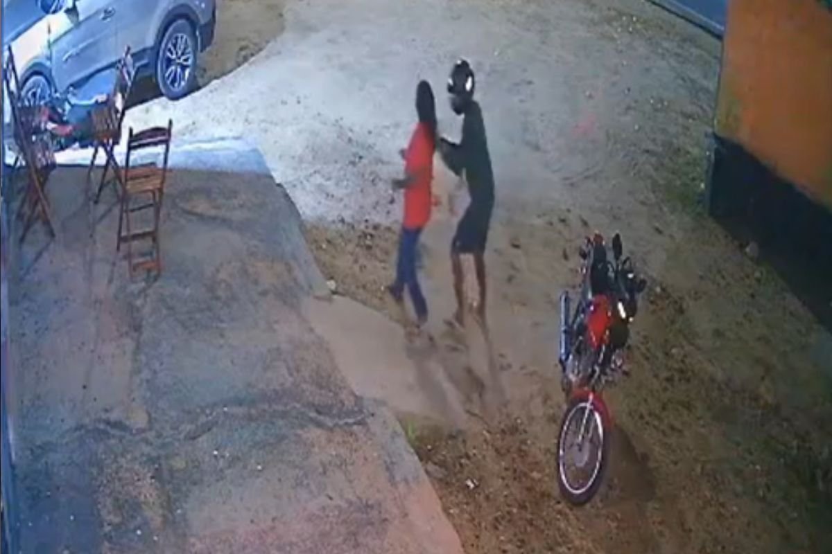 Dois homens armados realizam arrastão na boate Sol e Lua, em Caicó; clientes e funcionários ficam em choque, mas ninguém se feriu.