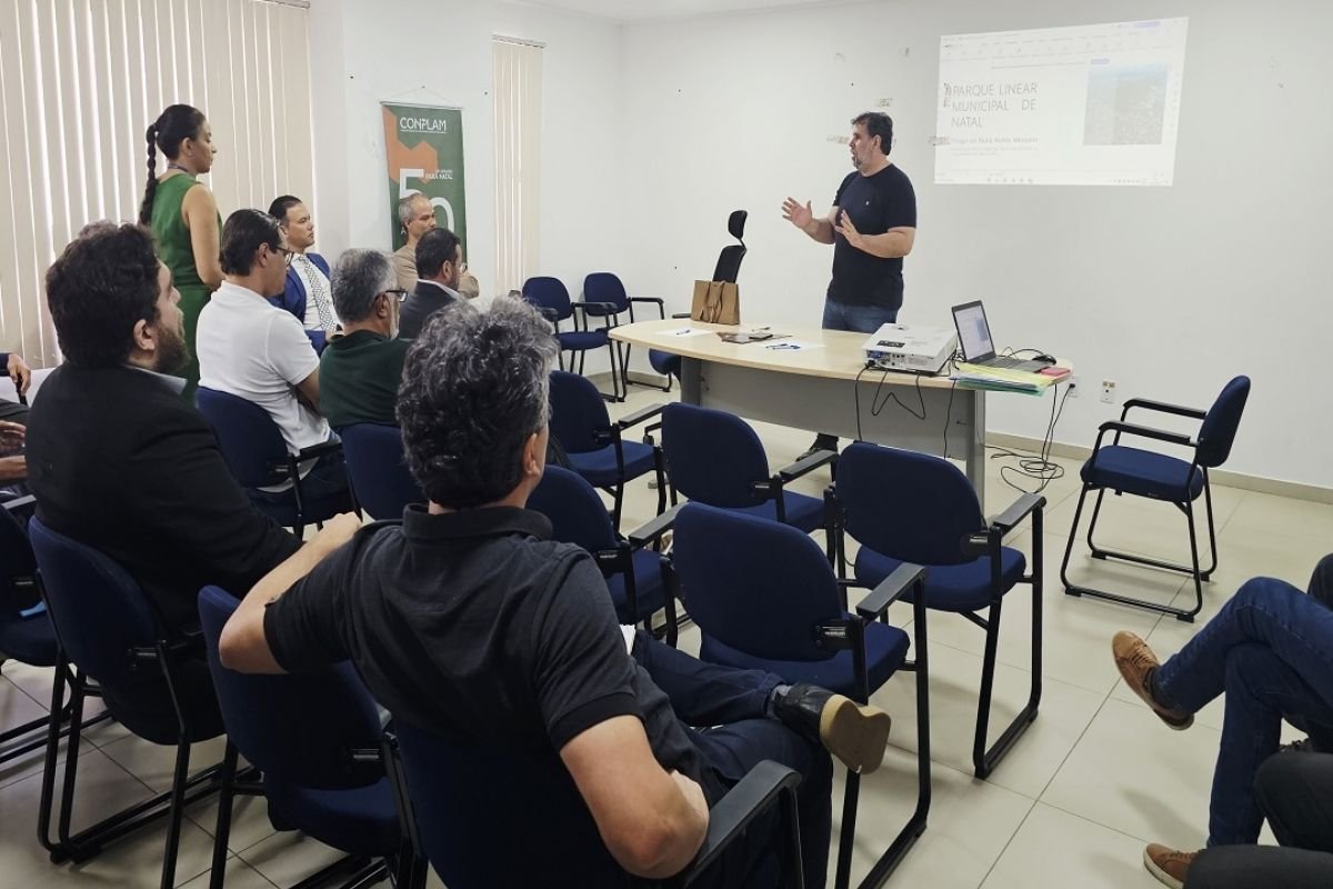 Prefeitura de Natal apresenta projetos para requalificação da Avenida Roberto Freire e criação do Parque Linear Municipal em Capim Macio.