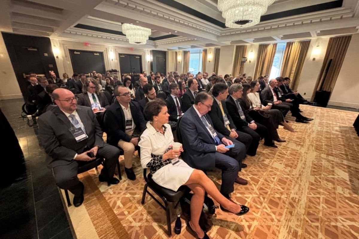 Presidente da Fiern, Roberto Serquiz, avalia como promissora a missão da CNI nos EUA, que buscou defender a indústria brasileira e reverter tarifas.