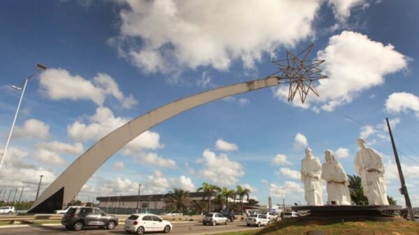 BR-101 terá interdição parcial à noite, no trecho do Pórtico dos Reis Magos, a partir de terça (30). Obras de recuperação vão durar 30 dias.