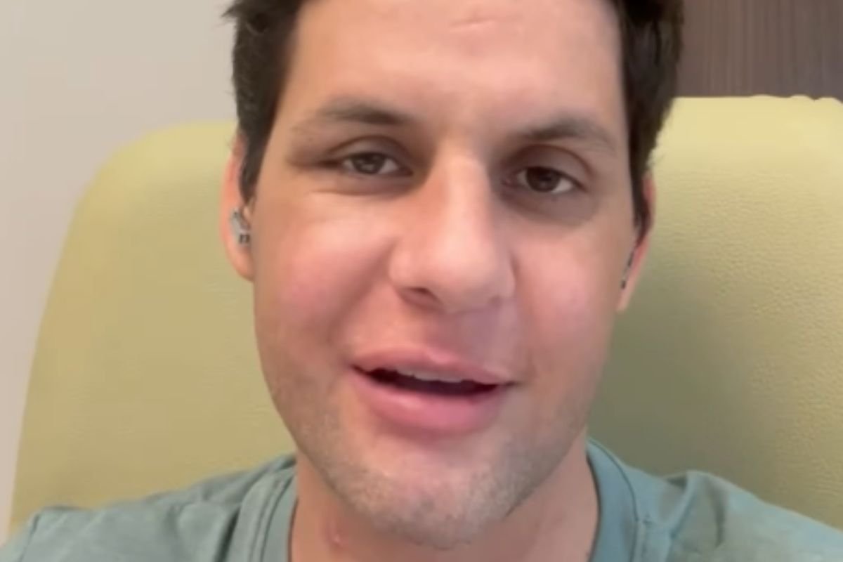Ex-deputado Rafael Motta recebe alta da UTI e agradece profissionais de saúde e mensagens de apoio em vídeo publicado nas redes sociais.