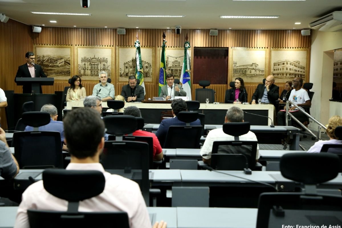 Câmara Municipal de Natal discutiu desapropriação e leilão de imóveis abandonados para dar uso social, com foco no Centro Histórico.