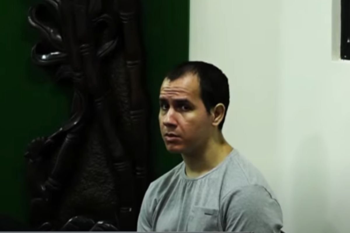 Victor Wander Silva é condenado a 20 anos por matar e decapitar o próprio pai em Natal; defesa afirma que irá recorrer alegando falta de exame psiquiátrico adequado.