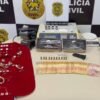 Polícia Civil prende casal no Alecrim suspeito de tráfico; drogas, munições e materiais de fracionamento foram apreendidos em Natal.