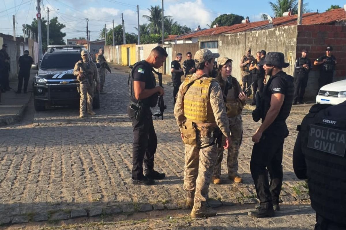 Forças policiais realizam nova fase da operação "Combate Organizado" em São José de Mipibu, visando reprimir crimes de homicídio e organizações criminosas.