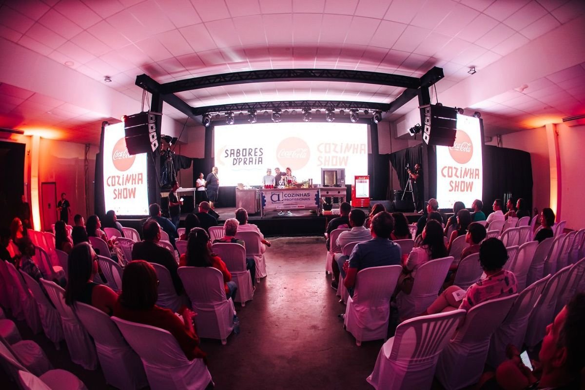 Festival Sabores D'Praia 2025 leva gastronomia, música e cultura ao Largo do Atheneu com entrada gratuita, nos dias 08 e 09 de novembro.