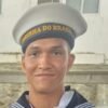 A Marinha realiza buscas por um militar desaparecido após ser arrastado pela correnteza na Praia do Forte, em Natal, desde quarta-feira (8).