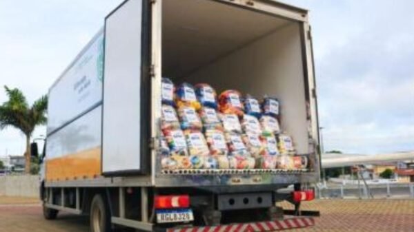 Sesc Mesa Brasil realizará a entrega de 17 toneladas e meia de alimentos, em ato simbólico, nesta terça-feira (21), às 9h.