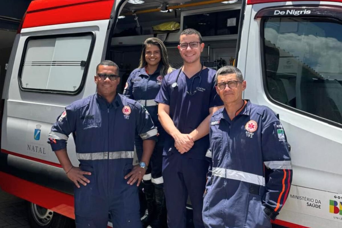 SAMU Natal salva idoso em parada cardiorrespiratória no Planalto com ajuda de moradores que iniciaram a RCP antes da chegada da equipe.
