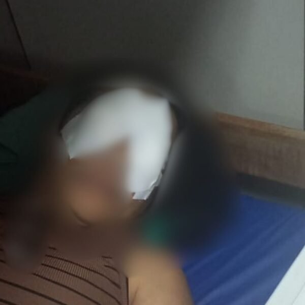 Servidora do Hospital Walfredo Gurgel é atingida por vapores de desinfetante; SESAP e hospital garantem acompanhamento e suspensão do produto.
