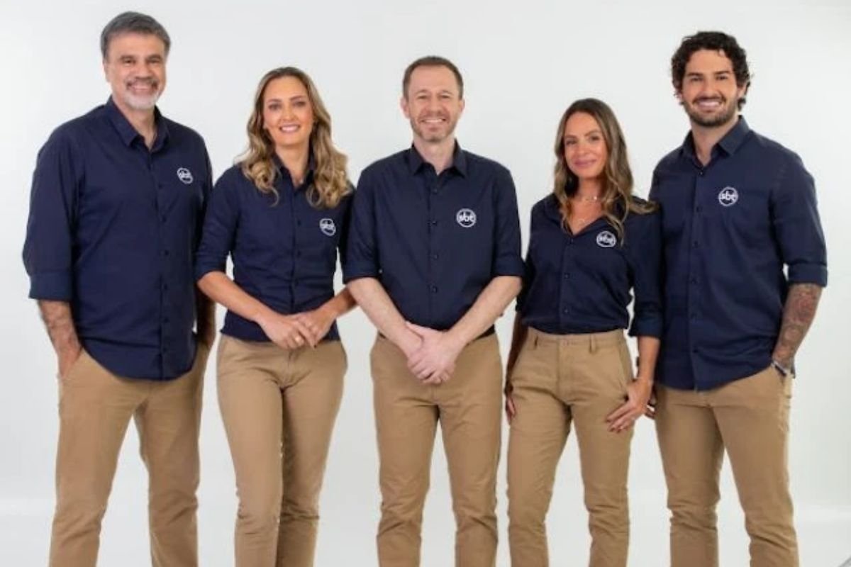 SBT transmite nesta terça, 21/10, Arsenal x Atlético de Madrid e Independiente del Valle x Atlético-MG ao vivo, com narração de Tiago Leifert.