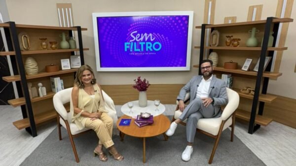 TV Ponta Negra exibe neste sábado entrevistas com Fernanda Veloso e Thiago Eugênio no Sem Filtro, abordando inovação, negócios e empreendedorismo.