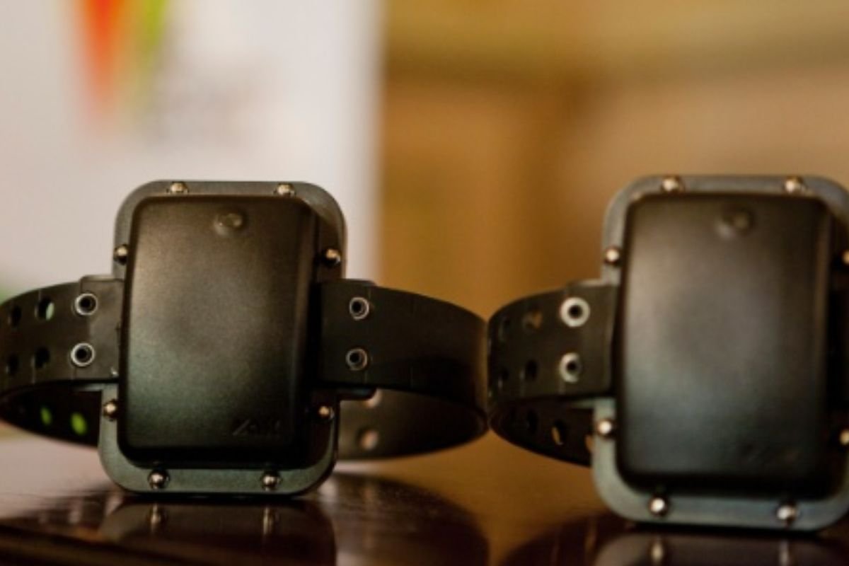 Suspeito de furtos e violência doméstica é preso em Acari (RN) após romper tornozeleira eletrônica. Prisão foi realizada pelo 13º BPM.