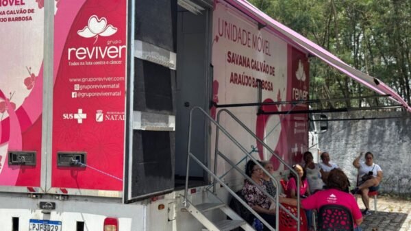 Durante o Outubro Rosa, Natal oferece mamografia gratuita para mulheres a partir dos 40 anos. Unidade móvel estará na Câmara Municipal.