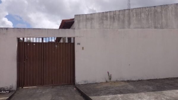 Um homem matou o irmão em Regomoleiro, São Gonçalo do Amarante, após briga familiar. Ele foi preso após passar mais de três horas foragido.