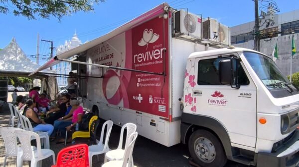 Unidade móvel de mamografia atenderá mulheres a partir de 40 anos em Natal, com exame gratuito, sem necessidade de encaminhamento médico.