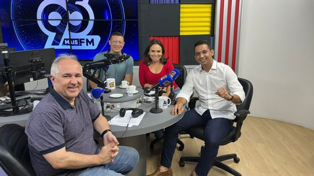 Allyson Bezerra fala sobre candidatura ao governo só será discutida em 2025. Prefeito diz que está focado na gestão e agradece apoio das pesquisas.