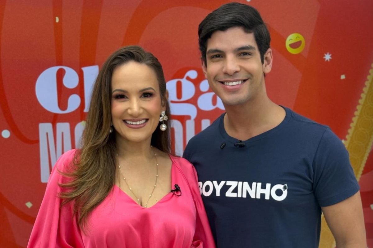 O Chega Mais na Folia desta sexta-feira (21) promete muita animação ao som da Banda Grafith e Gabriel de Pádua.