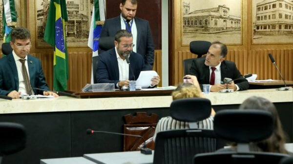 Comissão da Câmara de Natal analisa projetos que tratam da mudança em imóveis tipo flat e de assistência técnica gratuita para habitação popular.